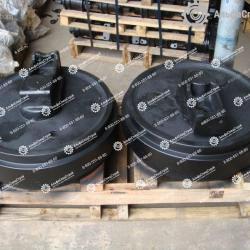 2270-1084 Колесо направляющее на экскаватор Daewoo SOLAR 290LC-V